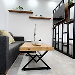 Esta Palm Living And Bedroom, 250 M From Apartman *