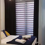 Apartman Esta Palm Living And Bedroom, 250 M From