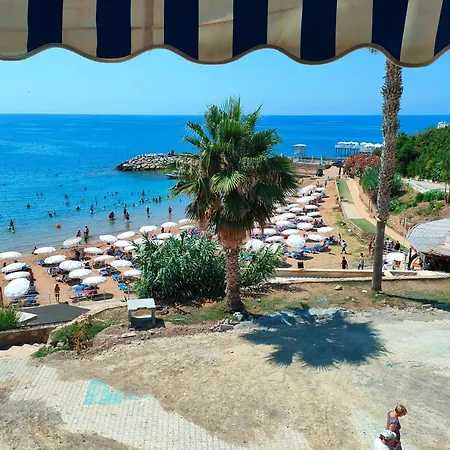 Apartman Esta Palm Living And Bedroom, 250 M From Kerínia