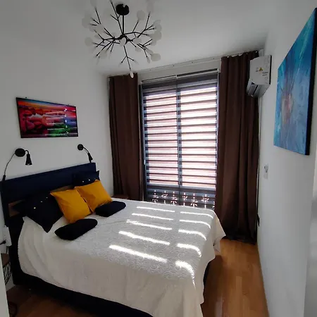 Esta Palm Living And Bedroom, 250 M From Kerínia