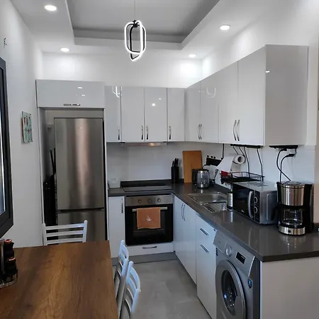 Apartman Esta Palm Living And Bedroom, 250 M From *