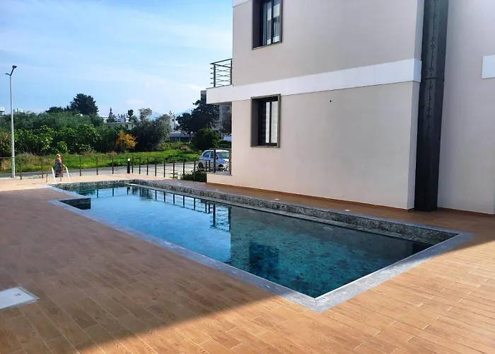 Apartament Esta Palm Living And Bedroom, 250 M From *