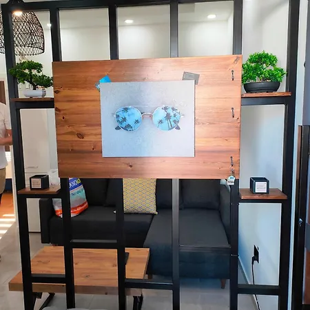 Esta Palm Living And Bedroom, 250 M From Apartamento Cirénia