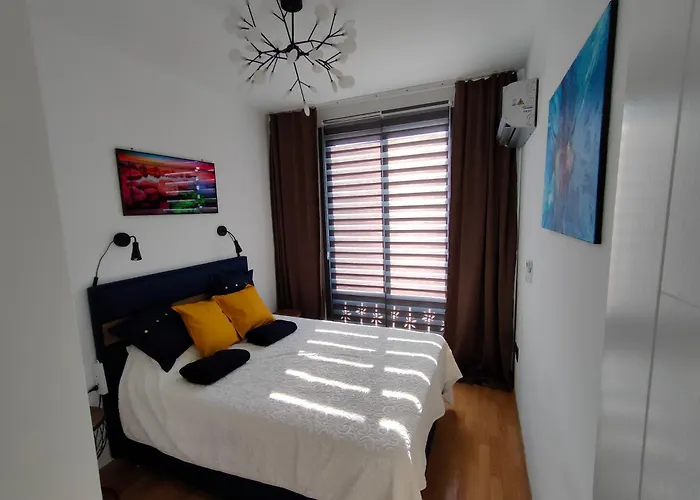 Esta Palm Living And Bedroom, 250 M From Kyrenia (Northern Cyprus)