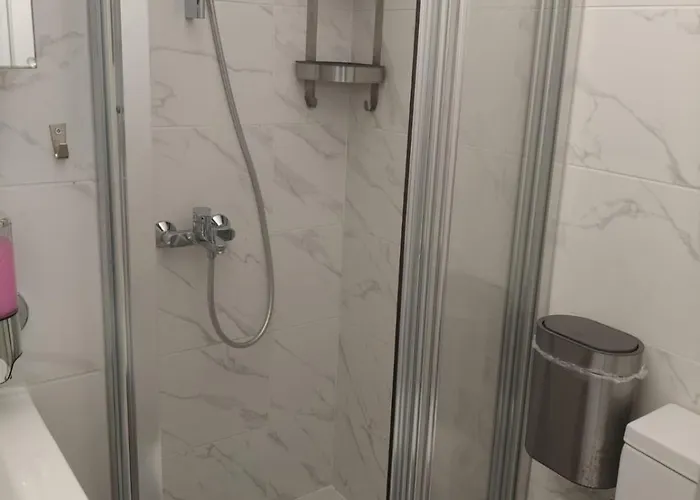 Esta Palm Living And Bedroom, 250 M From Kyrenia (Northern Cyprus)